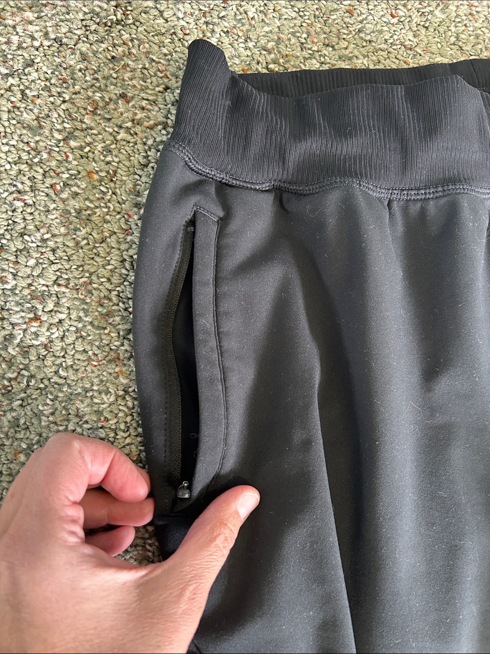 {Nike} Dri-Fit black joggers - Picture 5 of 8
